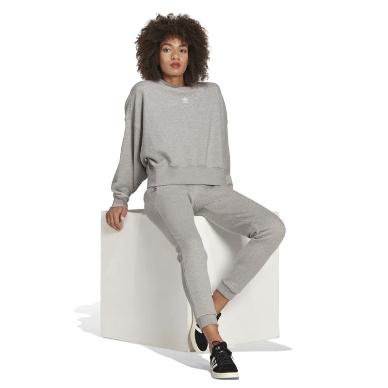 BUZO-MUJER-ADIDAS-SWEATSHIRT
