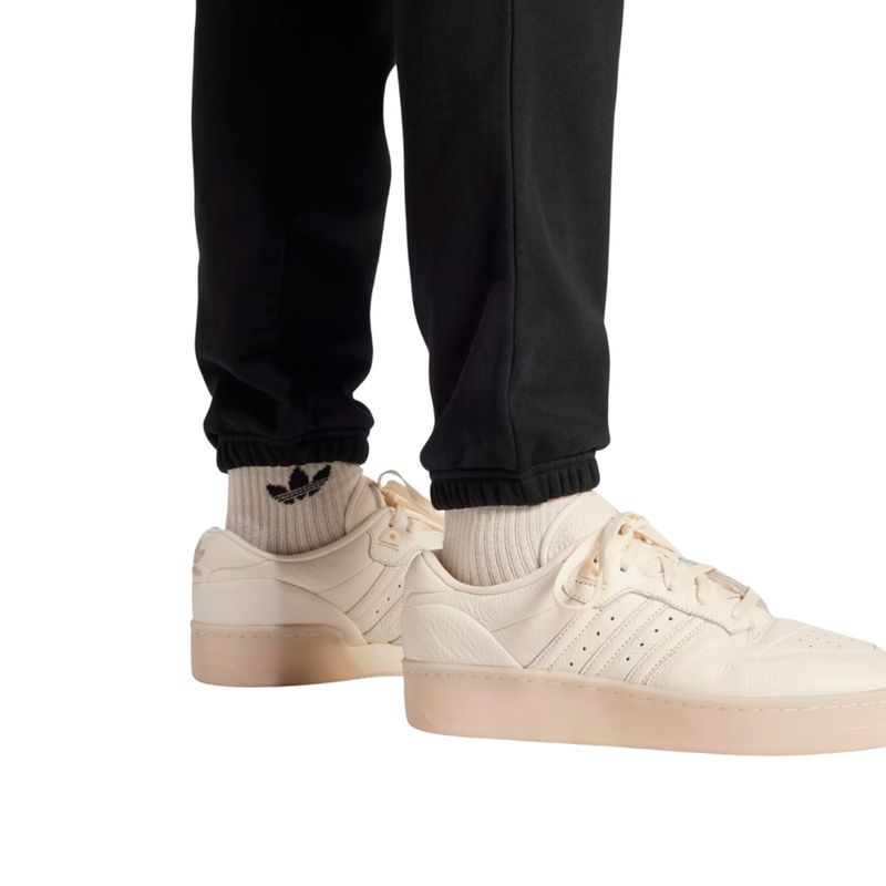 PATANLON-HOMBRE-ADIDAS-ESSENTIALS