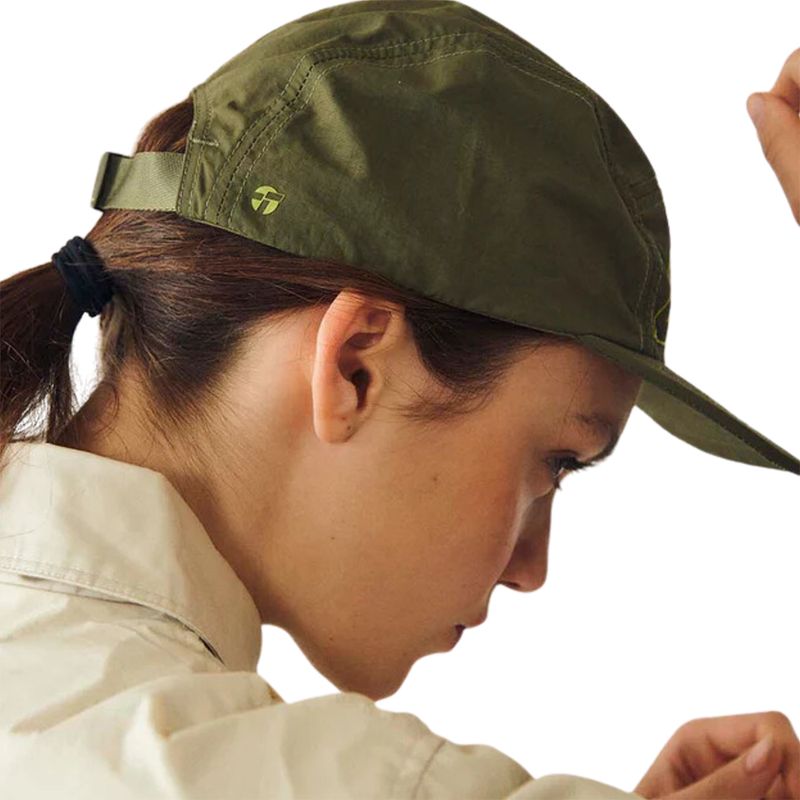GORRA-UNISEX-TOPPER-LATITUD-X-REVOLVER