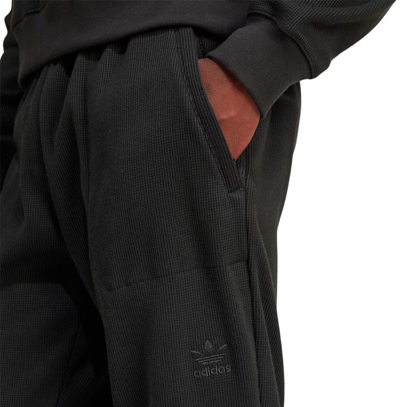 PANTALON-HOMBRE-ADIDAS-TRIFOLIO-ESSENTIALS-WAFFLE