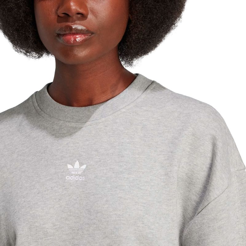 BUZO-MUJER-ADIDAS-ESSENTIALS-OVERSIZED