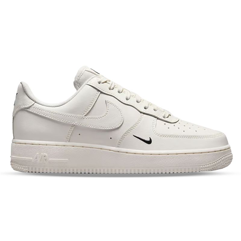 ZAPATILLAS-MUJER-NIKE-AIR-FORCE-1-.07-ESS