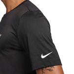 REMERA-HOMBRE-NIKE-DRI−FIT