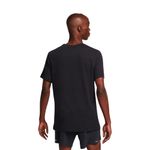 REMERA-HOMBRE-NIKE-DRI−FIT-TRAIL