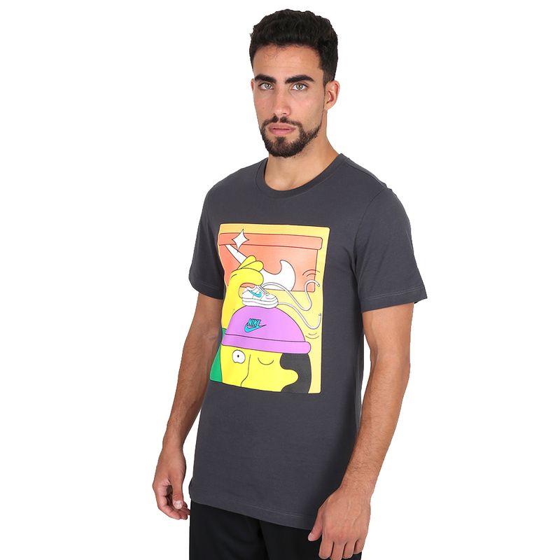 REMERA-HOMBRE-NIKE-SPORTSWEAR-SNEAKERHEAD