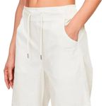 PANTALON-MUJER-NIKE-SPORTSWEAR-ESSENTIALS