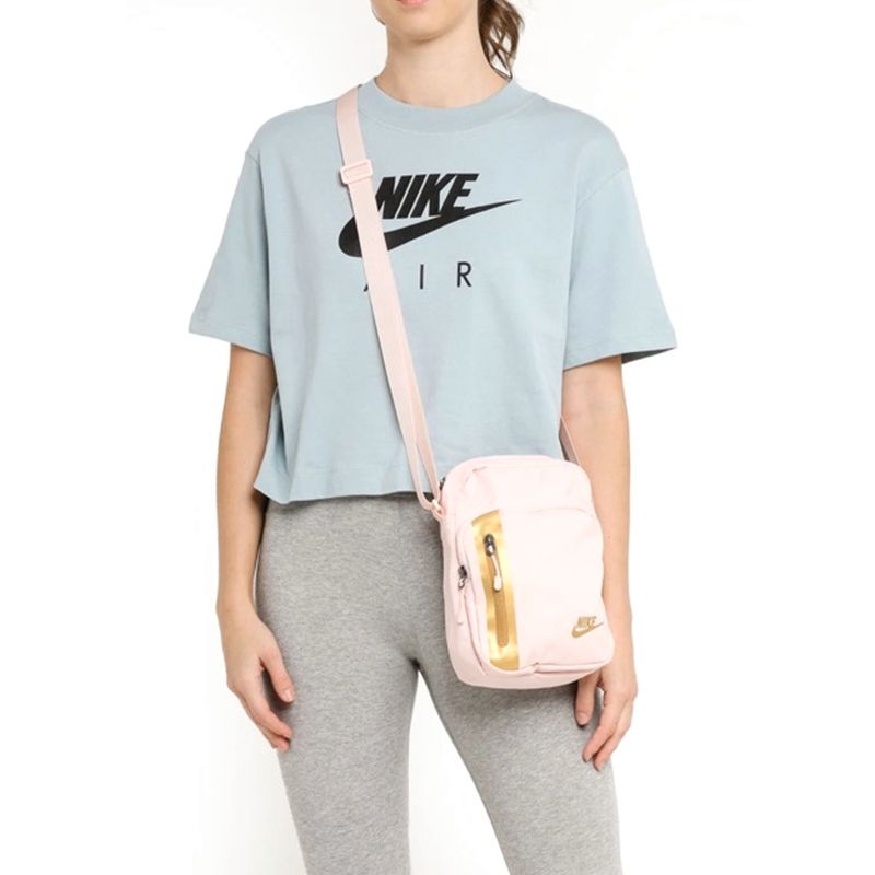 MORRAL-MUJER-NIKE-TECH