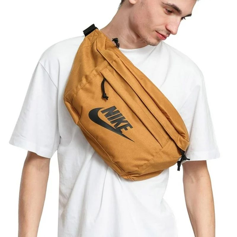 RIÑONERA-UNISEX-NIKE-TECH