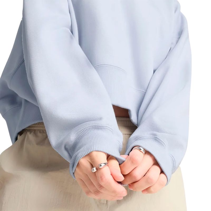 BUZO-MUJER-PUMA-ESSENTIALS-OVERSIZED-CREW-SWEATDHIRT