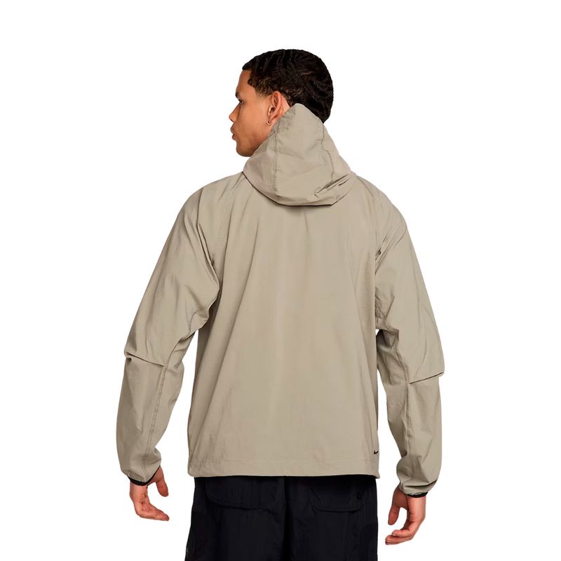 CAMPERA-NIKE-HOMBRE-TECH