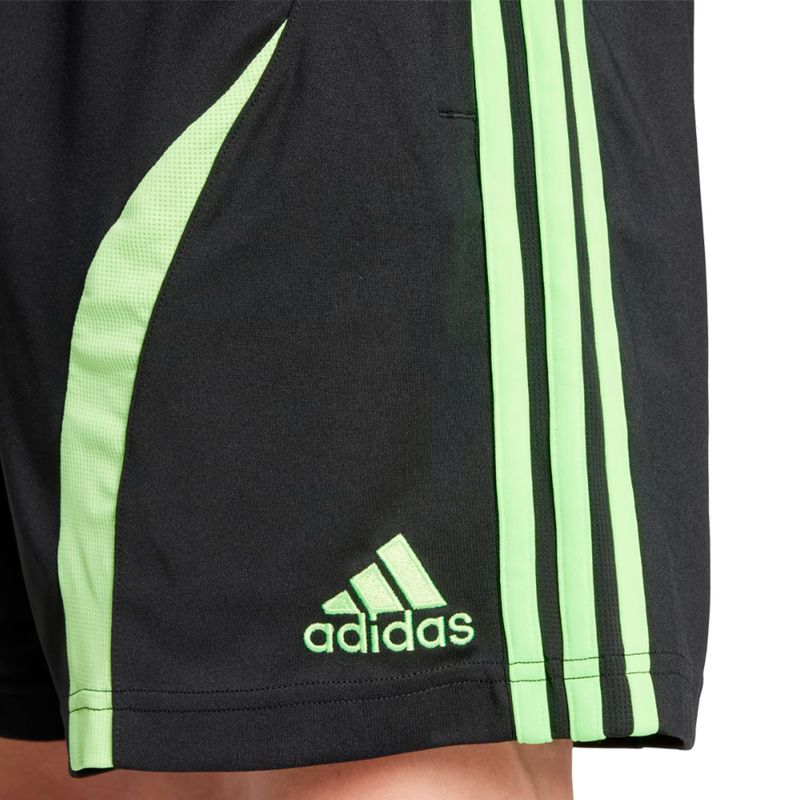 SHORT-HOMBRE-ADIDAS-ADICOLOR-TEAMGEIST