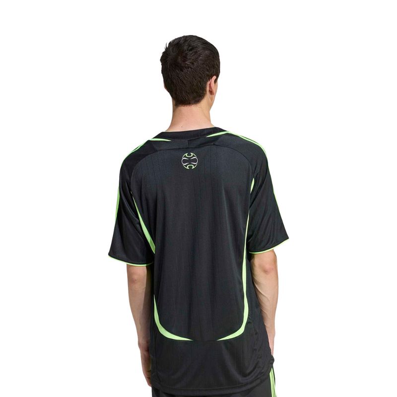 REMERA-HOMBRE-ADIDAS-TEAMGEIST-ADICOLOR