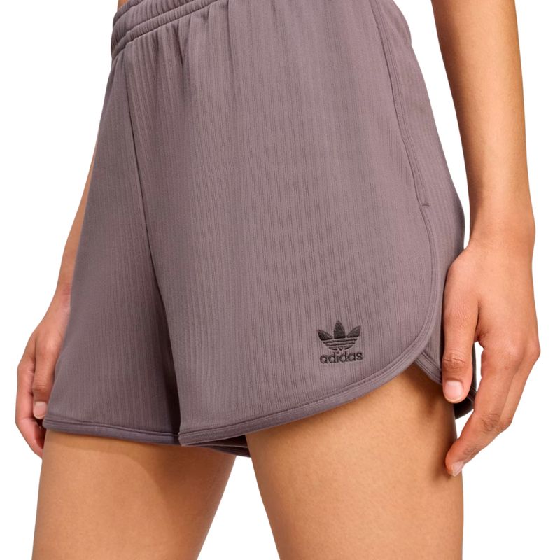SHORT-MUJER-ADIDAS-ORIGINALS-ESSENTIALS